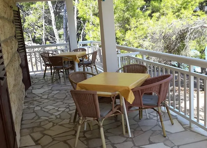 Apartamento Seaside With A Swimming Pool Lumbarda, Korcula - 4404