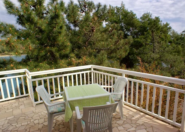 Seaside With A Swimming Pool Lumbarda, Korcula - 4404 Apartamento *