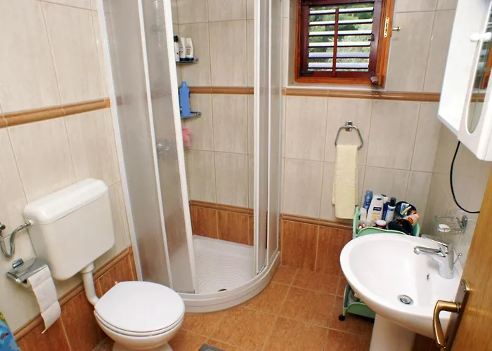 Apartamento Seaside With A Swimming Pool Lumbarda, Korcula - 4404
